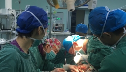 《聚焦无影灯下》一等奖