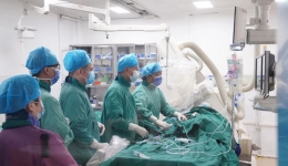 桂东地区首例！广西壮族自治区桂东人民医院成功实施双腔无导线起搏器植入术