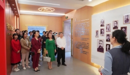 广西壮族自治区桂东人民js金沙6038：走进市卫健系统党建教育基地，深植为民情怀