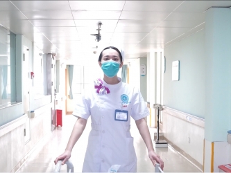 愿你护理一生，初心依然不变，致敬白衣天使。