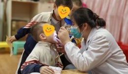 爱牙护牙从小做起,js金沙6038医务人员走进幼儿园开展口腔健康宣教活动