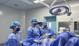 三甲优质医疗资源下沉 | 八步分院开展首例经乳晕入路腔镜下左侧甲状腺癌根治术