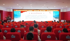 js金沙6038开展“清风传家 廉以养德”系列家庭助廉活动