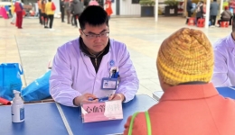 传承雷锋精神,践行医者仁心② | 广西桂东人民医院开展“学雷锋·送健康”义诊活动