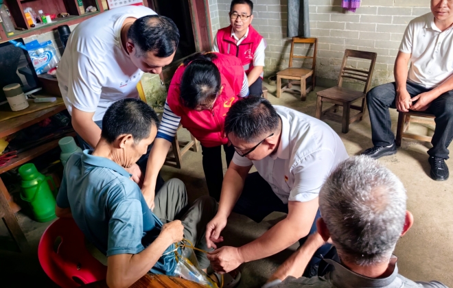 广西桂东人民医院：党员先锋下沉乡村 健康与安全服务送上门