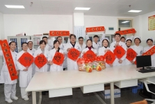 广西桂东人民医院慰问一线医务工作者，并开展节前安全生产检查