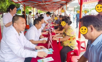 优质医疗资源下沉基层 健康义诊服务惠及群众